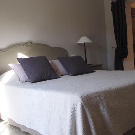 Hotel Le Mas de l'Olivier à Loriol-du-Comtat Extérieur photo