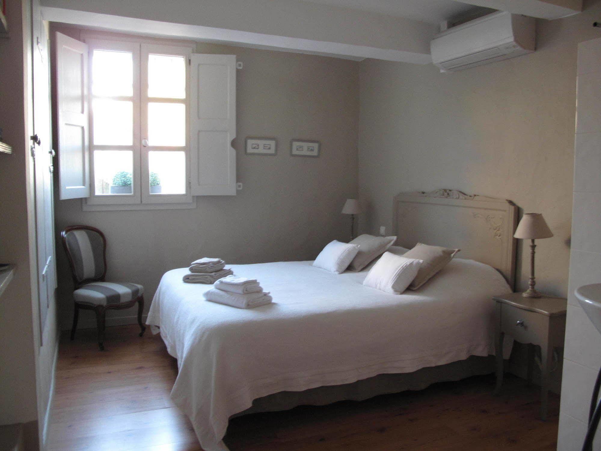 Hotel Le Mas de l'Olivier à Loriol-du-Comtat Extérieur photo